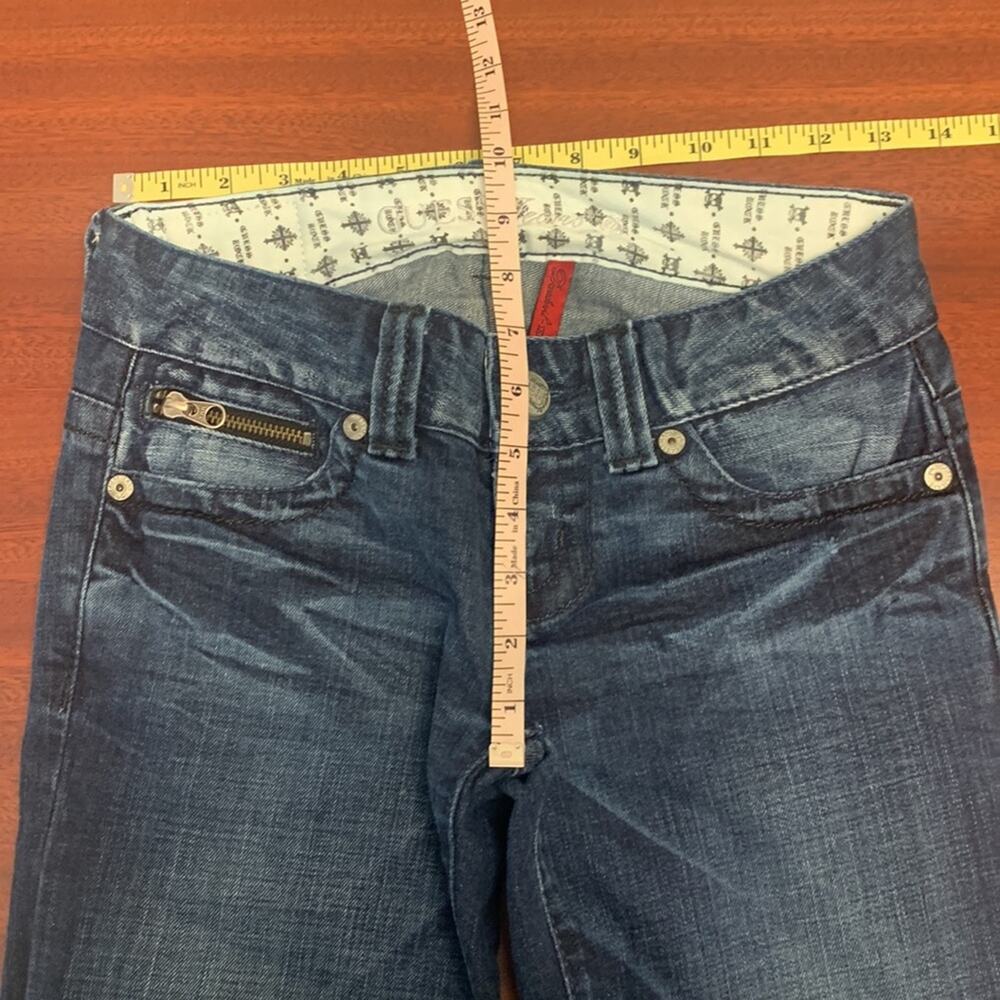 Guess Jeans - Picture 2 of 6